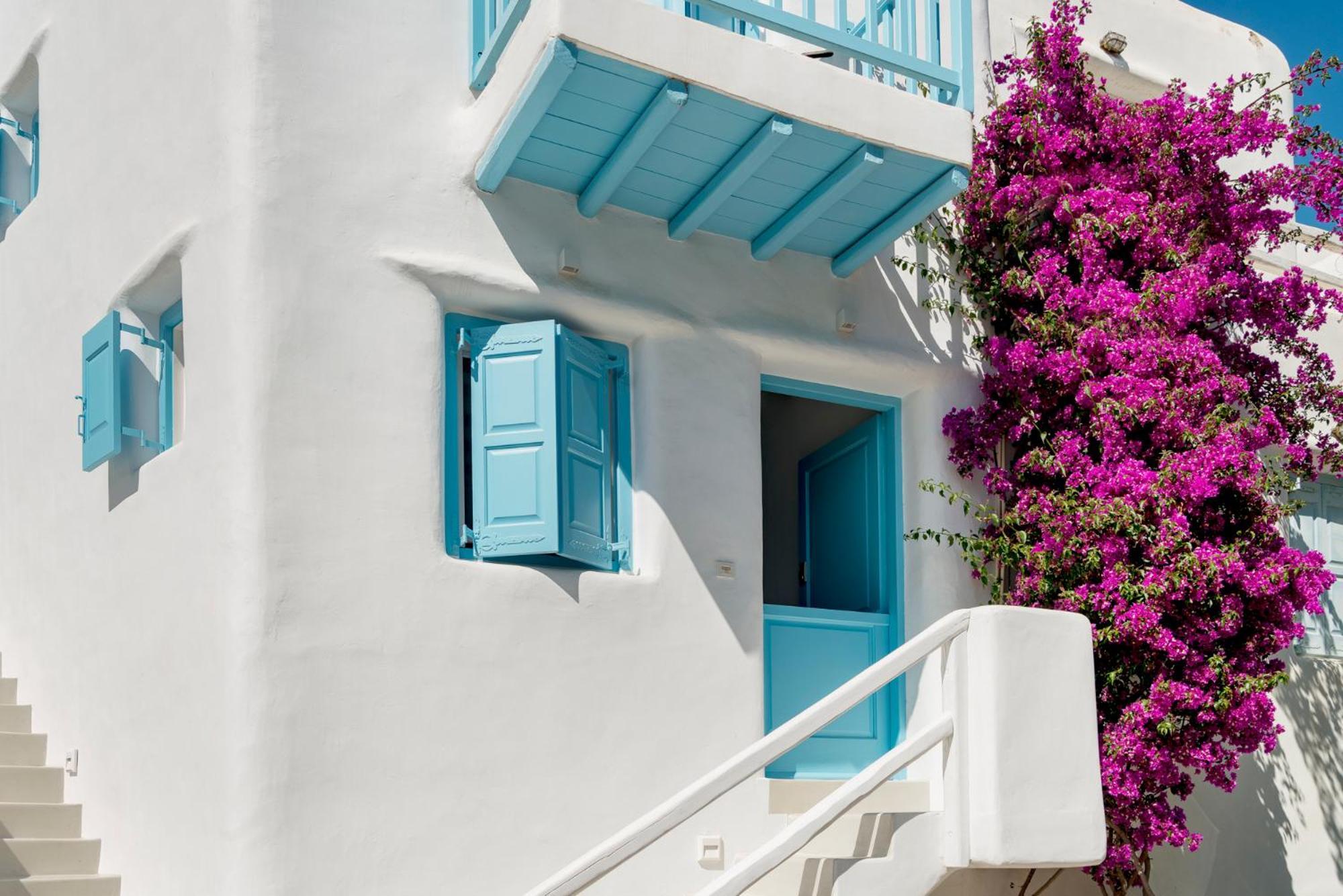 Mykonian Mews Luxury Suites プサロウ エクステリア 写真