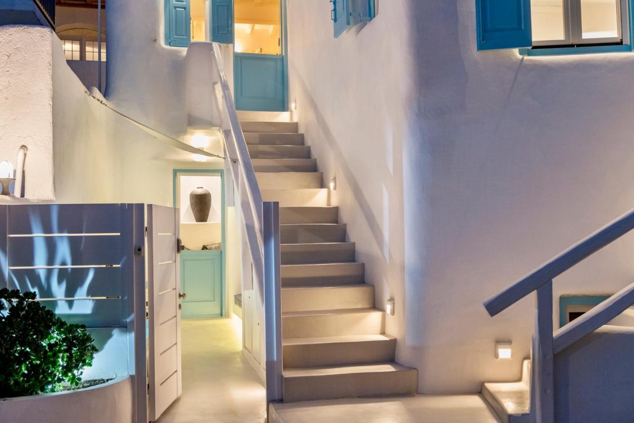 Mykonian Mews Luxury Suites プサロウ エクステリア 写真