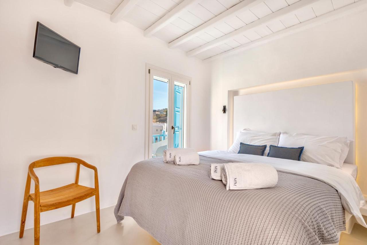 Mykonian Mews Luxury Suites プサロウ エクステリア 写真