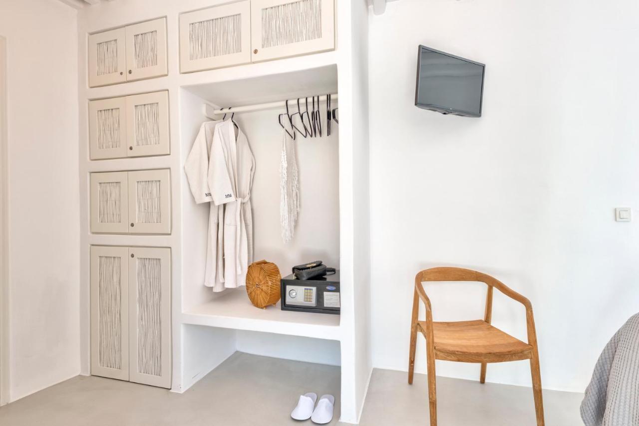 Mykonian Mews Luxury Suites プサロウ エクステリア 写真
